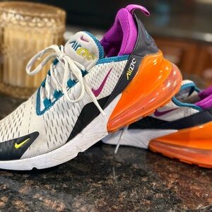 Nike White and Orange Sneakers Air Max 270